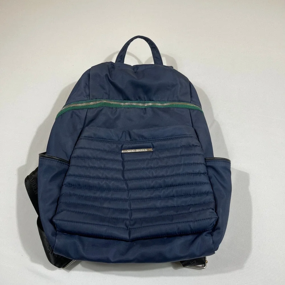 Steve Madden Backpack Womens Medium Navy Blue Quilted Nylon Zipper Detail